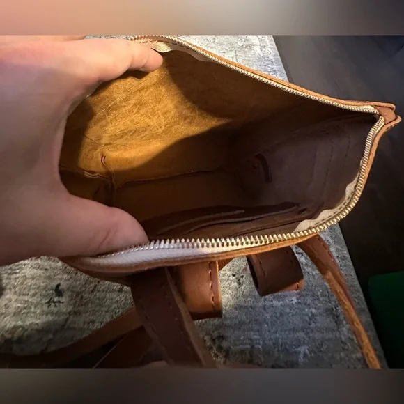 ‼️Never Used‼️🎸Portland Leather🎸🔥NWOT🔥’ALMOST PERFECT' LAPTOP BACKPACK in Honey - Picture 13 of 14